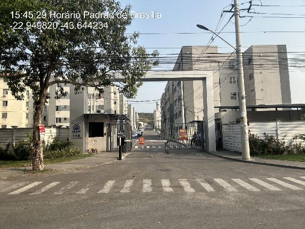 Apartamento em Rio de Janeiro, Santa Cruz, Rua Ibirarema, N. 118, Apto 501, Bl 03, RJ. Área: 43.22m2