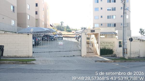 Apartamento em Santa Luzia, Santa Rita, Avenida Capitao Eduardo, N. 320, Apto 102, Bl 05 Vg 70, MG. Área: 47.56m2