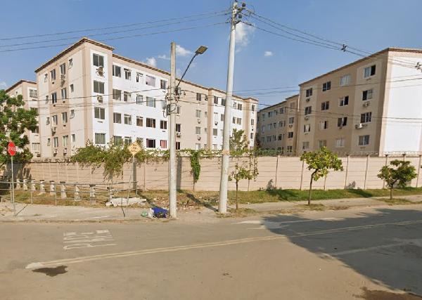 Apartamento em Rio de Janeiro, Santa Cruz, Rua Projetada 1, N. 115, Apto 107, Lt 01 Bl 09, RJ. Área: 40.54m2