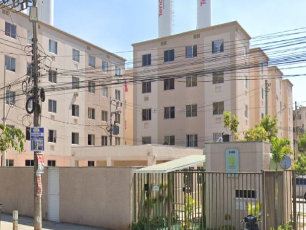 Apartamento em Rio de Janeiro, Santa Cruz, Estrada De Santa Eugenia, N. 2400, Apto 305, Bl 09, RJ. Área: 40.54m2