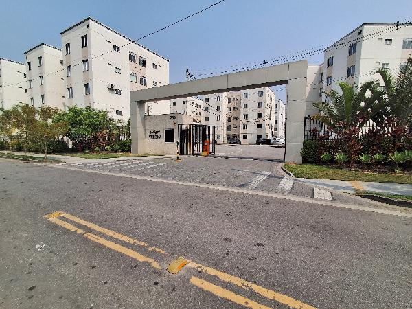 Apartamento em Rio de Janeiro, Santa Cruz, Rua Projetada A, N. 250, Apto 302, Bl 13, RJ. Área: 44.22m2
