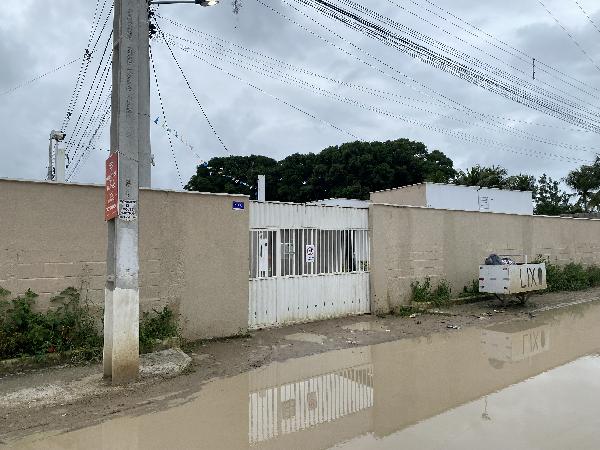 Casa em São Gonçalo dos Campos, Boa Hora, Rua A, N. 6,, BA. Área: 62.98m2
