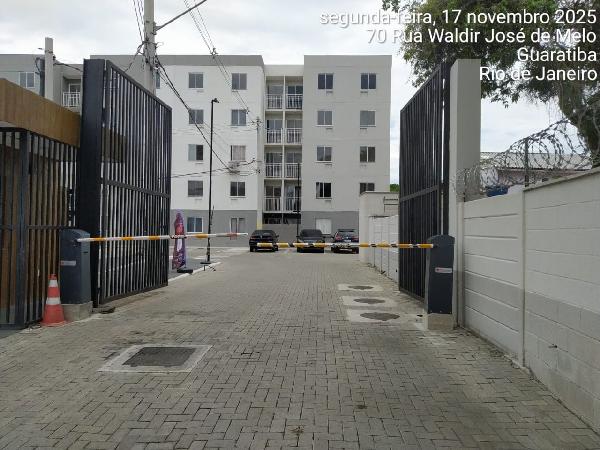 Apartamento em Rio de Janeiro, Guaratiba, Rua  Waldir Jose De Melo, N. 71, Apto 301, Bl 02, RJ. Área: 45m2
