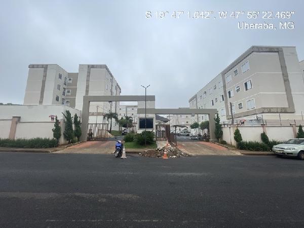 Apartamento em Uberaba, Recreio Dos Bandeirantes, Rua Alvaro Jacinto Da Cruz, N. 471, Apto 203, Bl 05 Vg 21, MG. Área: 39.3m2