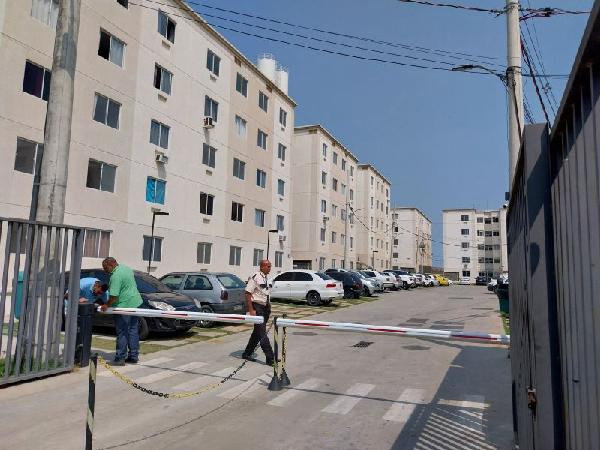 Apartamento em Rio de Janeiro, Santa Cruz, Estrada De Santa Eugenia, N. 2800, Apto 102, Bl 08, RJ. Área: 40.54m2