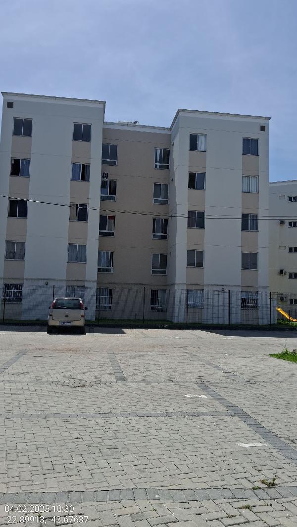 Apartamento em Rio de Janeiro, Santa Cruz, Rua Projetada A, N. 330, Apto 502, Bl 08, RJ. Área: 44.22m2
