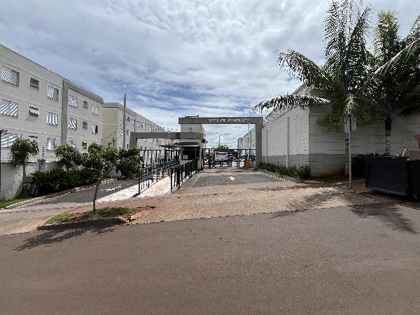 Apartamento em Uberlândia, Chacaras Tubalina E Quartel, Rua Jose Garibaldino, N. 350, Apto 302, 302, Pav 3, Bl 14, MG. Área: 39.3m2