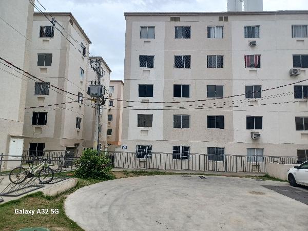 Apartamento em Rio de Janeiro, Santa Cruz, Estrada De Santa Eugenia, N. 2800, Apto 302, Bl 06, RJ. Área: 40m2