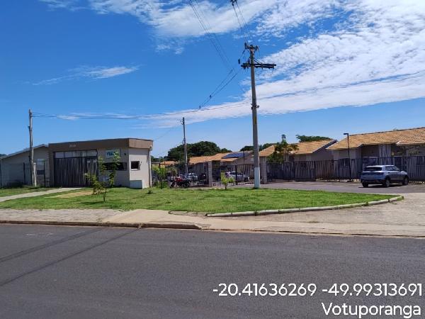 Casa em Votuporanga, Vila America, Avenida Fortunato Tarjino Granja, N. 1553, Cs 071, SP. Área: 81.07m2