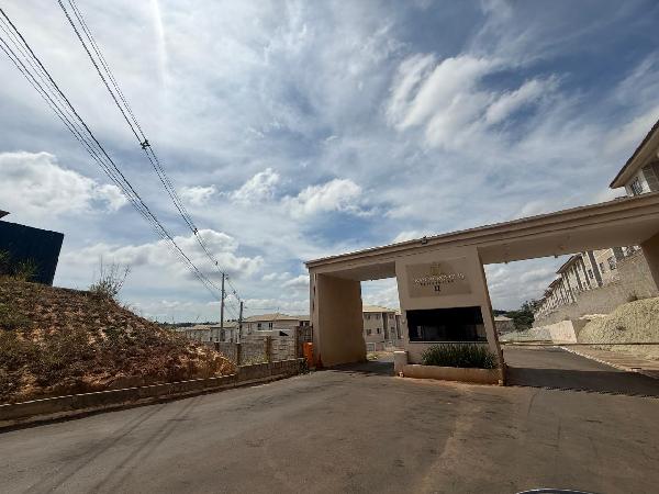 Apartamento em Luziânia, Fazenda Saia Velha, Rua Araguaia, N. Sn, Apto 202, Duplex, Bl 06, Gleba Ga5, GO. Área: 57.72m2