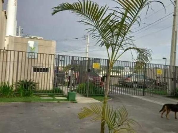 Apartamento em São Gonçalo, Trindade, Rua Itaocara, N. 400, Apto 403, Bl 12, RJ. Área: 41m2