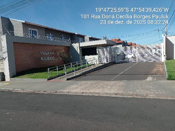 Apartamento em Uberaba, Vallim, Rua Dona Cecilia Borges Pauluk, N. 70, Apto 202, Bl 24, MG. Área: 40.57m2