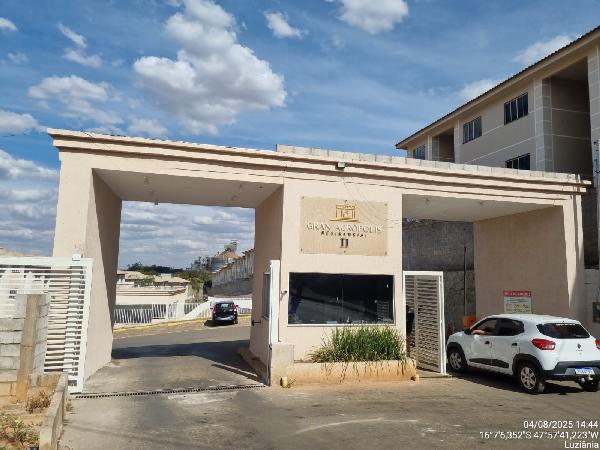 Apartamento em Luziânia, Fazenda Saia Velha, Rua Araguaia, N. Sn, Apto 202, Duplex, Bl 46, Gleba Ga5, GO. Área: 57.72m2