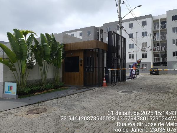 Apartamento em Rio de Janeiro, Guaratiba, Rua  Waldir Jose De Melo, N. 71, Apto 302, Bl 04, RJ. Área: 44.9m2