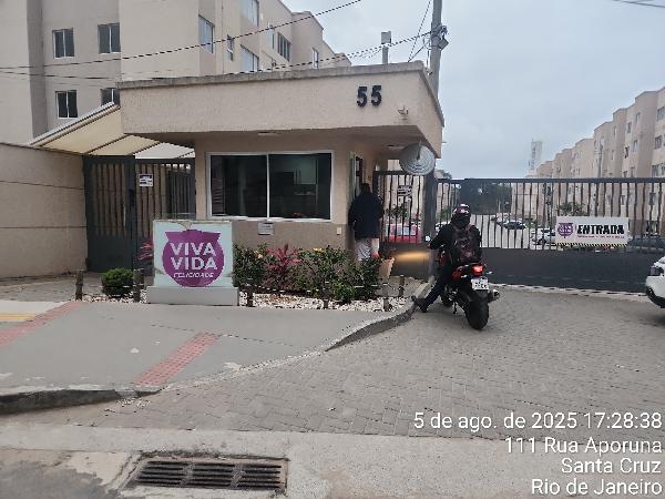Apartamento em Rio de Janeiro, Santa Cruz, Rua Aporuna, N. 55, Apto 206, Bl 03, RJ. Área: 41.27m2