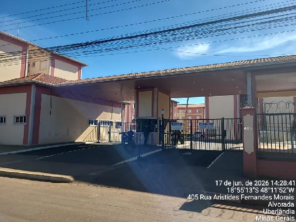 Apartamento em Uberlândia, Conjunto Alvorada, Rua Aristides Fernandes Morais, N. 405, Apto 03, Bloco C  Pavimento TÉRreo, MG. Área: 49.81m2