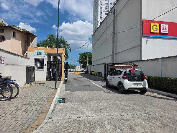 Apartamento em Belford Roxo, Centro, Avenida Prefeito Jorge Julio Costa Dos S, N. 900, Apto 401, Bl 01 Area C, RJ. Área: 45.64m2