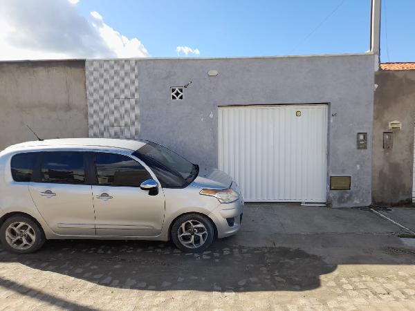 Casa em Feira de Santana, Asa Branca, Estrada Da Pedra Ferrada, N. Sn, Cs 19 Qd D Alameda N, BA. Área: 34.04m2
