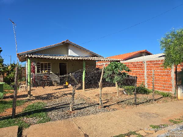 Casa em Planaltina, Residencial Via Leste, Qd 23 Lt 10, N. Sn, Rua P/Rua 02, GO. Área: 42.75m2