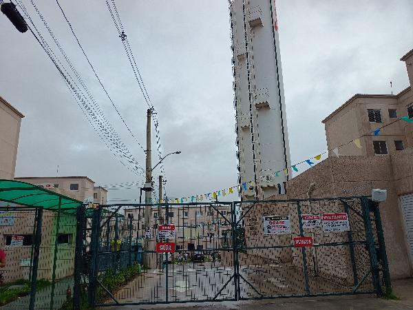 Apartamento em Salvador, Areia Branca, Rua Viver Areia Branca, N. 168, Apto 301, Bl 02, BA. Área: 40.53m2