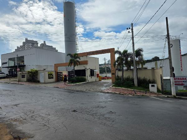 Apartamento em Juiz de Fora, Santos Dumont, Rua Jose Victorio Castegliani, N. 720, Apto 303, Bl 16, MG. Área: 44m2