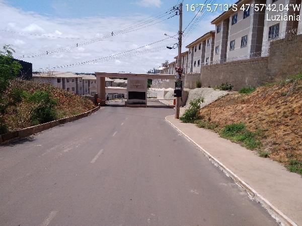 Apartamento em Luziânia, Fazenda Saia Velha, Rua Araguaia, N. Sn, Apto 201, Bl 45, Gleba Ga5, GO. Área: 57.96m2