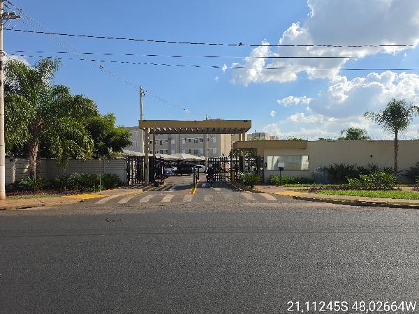 Apartamento em Sertãozinho, Jardim Campo Alegre, Avenida Aparecido Savegnago, N. 655, Apto 03, Torre 02, SP. Área: 43.06m2