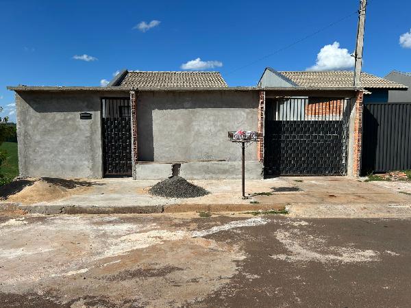 Casa em Apucarana, Cj Hab Solo Sagrado, R Caio Augusto Pezarini Salinet, N. 18, Qd Nr04, PR. Área: 42.37m2