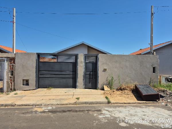 Casa em Lins, Residencial Parque Das Flores, Rua Domingos David, N. 30, Lote 32, Quadra 37, SP. Área: 43.44m2