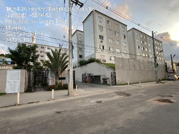 Apartamento em São Gonçalo, Monjolos, Estrada Joao De Abreu, N. 214, Apto 103, Bl 17 Lt 06, RJ. Área: 48.74m2