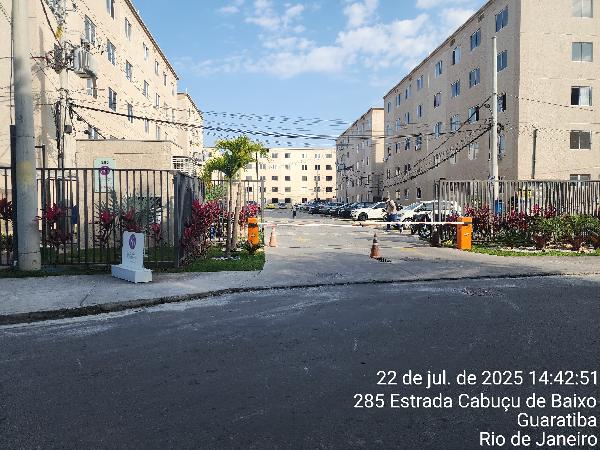 Apartamento em Rio de Janeiro, Guaratiba, Estrada Do, N. 1553, Apto 403, Bl 03, RJ. Área: 42m2