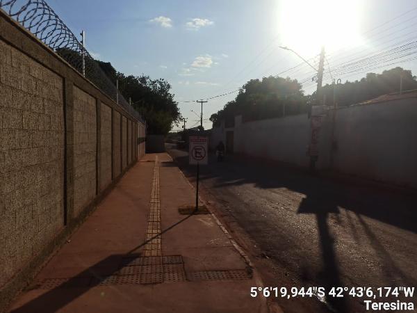 Apartamento em Teresina, Verdecap, Rua Flor Do Tempo, N. 8505, Apto 301, Bl 26, PI. Área: 45.45m2