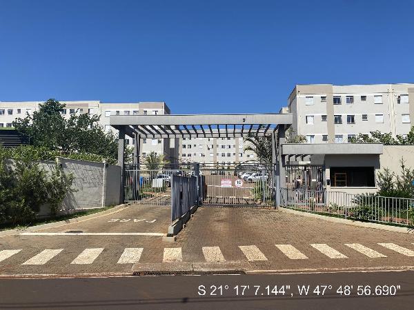 Apartamento em Ribeirão Preto, Bonfim Paulista, Rua Joao Carvalho Rufino, N. 1400, Apto 21, Bl B Tr 01 Pav 02 Lt 32 Qd 04, SP. Área: 43.06m2