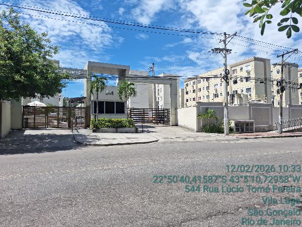 Apartamento em São Gonçalo, Barro Vermelho, Avenida Lucio Tome Feteira, N. 544, Apto 306, Bl 04, RJ. Área: 40.82m2