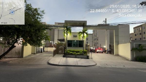 Apartamento em São Gonçalo, Barro Vermelho, Avenida Lucio Tome Feteira, N. 544, Apto 201, Bl 09, RJ. Área: 40.82m2