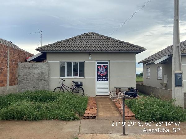 Casa em Araçatuba, Parque Industrial Antonio Xavier Couto, Rodovia Eliezer Montenegro Magalhaes, N. Sn, Lt 14 Qd 22, SP. Área: 44.82m2