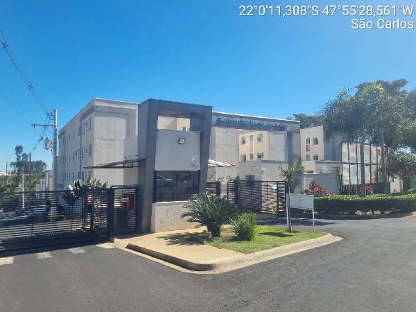Apartamento em São Carlos, Residencial Monsenhor Romeu Tortorelli, Avenida Joao Stella, N. 480, Apto 301, Bl 3 Vg 177, SP. Área: 39.3m2