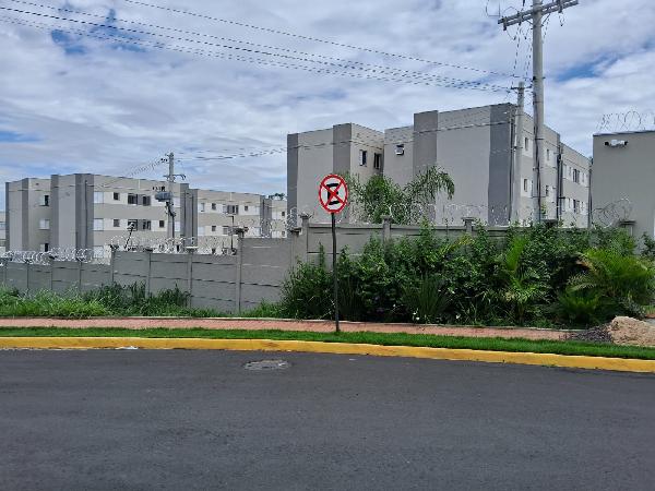 Apartamento em Matão, Jardim Novo Mundo, Rua Nelson Bernardi, N. 345, Apto 24, Bl C Torre 03, SP. Área: 43.06m2