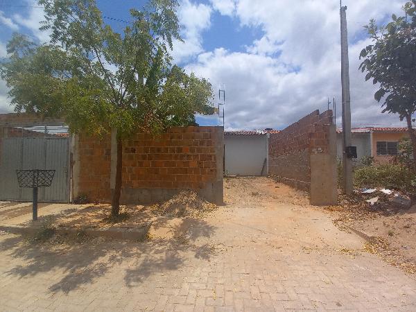 Casa em Belo Jardim, Euno Andrade Da Silva, Rua Sebastiao Barbosa Da Silva, N. 55, Lt. 14 Qd.41, PE. Área: 50.18m2