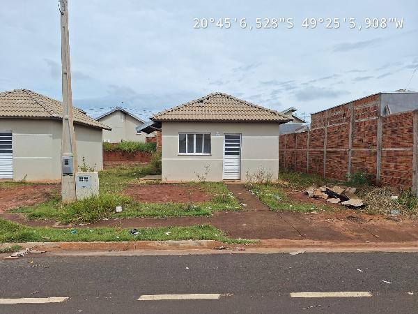 Casa em São José do Rio Preto, Residencial Maria Clara 2, Rua Fabiola Montezani, N. 847, Lt 04 Qd 07, SP. Área: 44.82m2