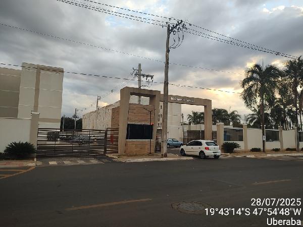 Apartamento em Uberaba, Boa Vista, Rua Outono, N. 250, Apto 201, Bl 03 Vg 252, MG. Área: 39.3m2