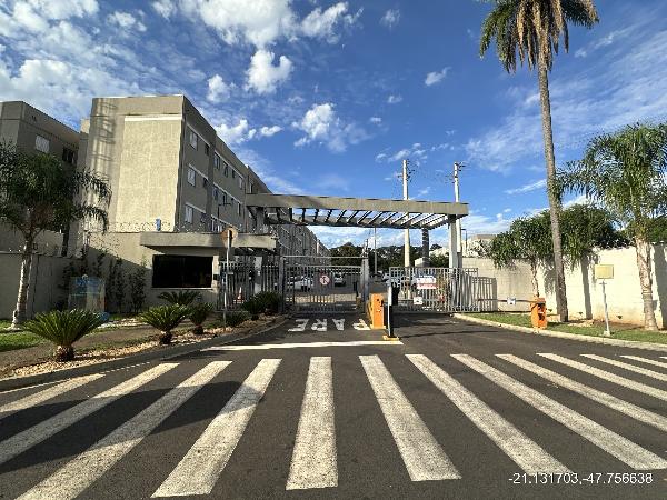 Apartamento em Ribeirão Preto, Jardim Aeroporto, Estrada Antonia Mugnatto Marincek, N. 400, Apto 4, Bloco C Torre 2, SP. Área: 43.06m2