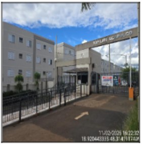 Apartamento em Uberlândia, Chacaras Tubalina E Quartel, Rua Jose Garibaldino, N. 350, Apto 401, Bl 26 Pav 04 Lt 138-A Vg 475, MG. Área: 39.3m2