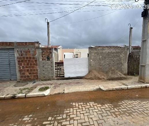 Casa em Belo Jardim, Euno Andrade Da Silva, Rua Sebastiao Goncalves Torres, N. 31, Qd 39 Lt 45, PE. Área: 50.18m2