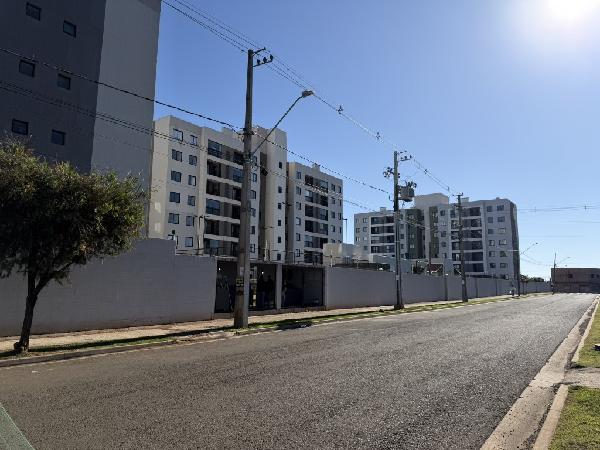 Apartamento em Londrina, Olimpico, Avenida Da Maratona, N. 1046, Apto 507, Bl 02 Vg 142, PR. Área: 55.78m2