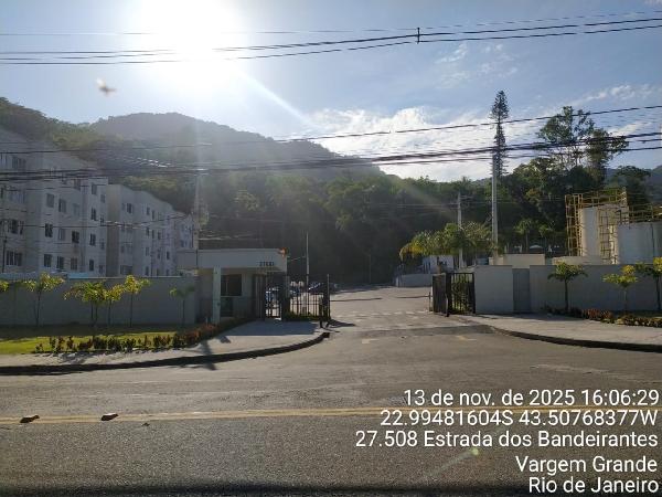 Apartamento em Rio de Janeiro, Vargem Grande, Estrada Dos Bandeirantes, N. 27508, Apto 403, Bl 06, RJ. Área: 43m2