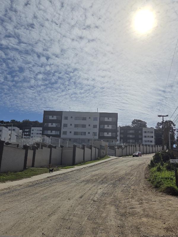 Apartamento em Campo Largo, Botiatuva, Rua Manoel Lopes Vieira, N. 143, Apto 305, Bl 04, PR. Área: 40.31m2