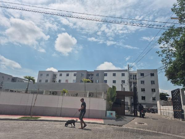 Apartamento em Rio de Janeiro, Guaratiba, Rua  Waldir Jose De Melo, N. 71, Apto 306, Bl 06, RJ. Área: 45m2