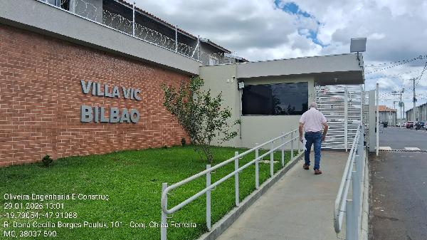 Apartamento em Uberaba, Vallim, Rua Dona Cecilia Borges Pauluk, N. 70, Apto 203, Bl22 Vg195, MG. Área: 40.57m2