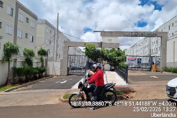 Apartamento em Uberlândia, Chacaras Tubalina E Quartel, Rua Jose Garibaldino, N. 350, Apto 104, Pav. Terreo, Bl 14, Vaga 159, MG. Área: 42.02m2